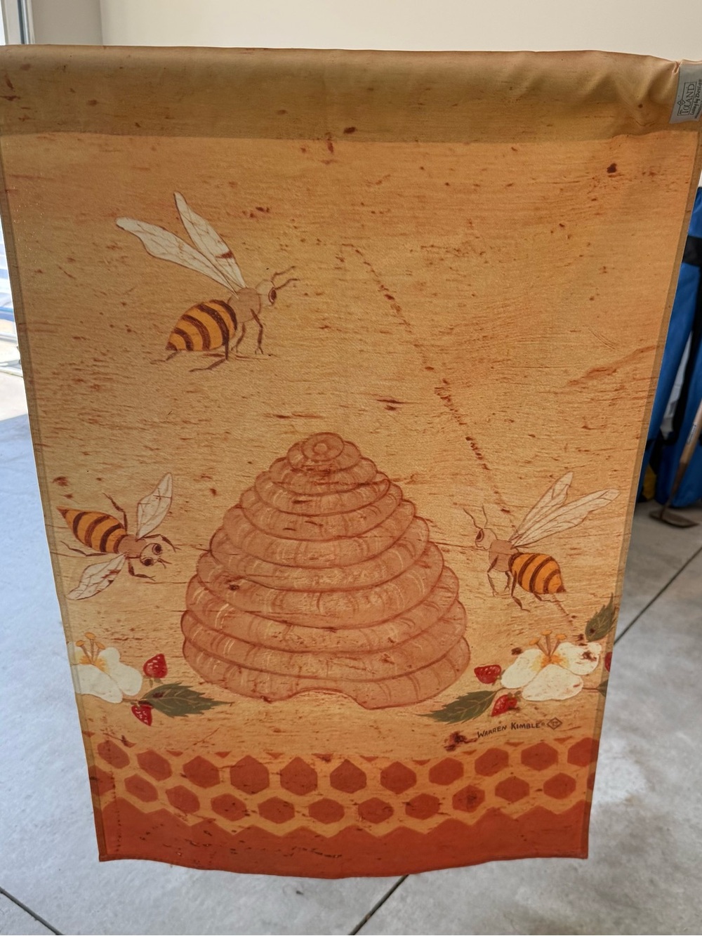 Toland Bumble Bee House Flag | Spring Summer Garden Decor
